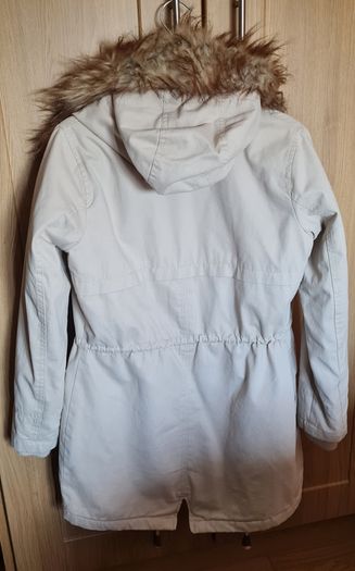 Cream Winter Coat Fur Lined SIZE 6