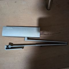 Gaze overhead door closer