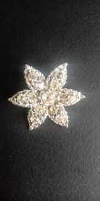 Vintage silver tone floral brooch 19.7g