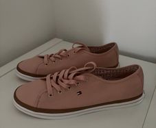 New Tommy Hilfiger canvas womens shoes