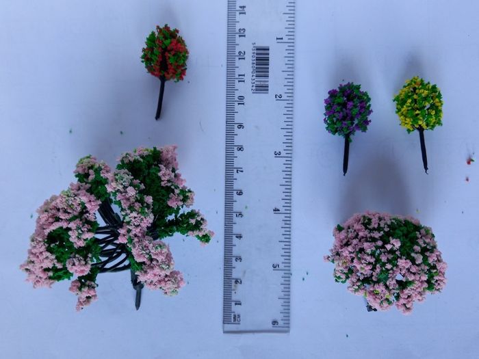 New Model Trees Pack D  ( Hornby Bachmann MicroScalextric Scenic Lima Carrera Train Scalextric wargames )