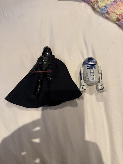 R2 D2 dark Vader