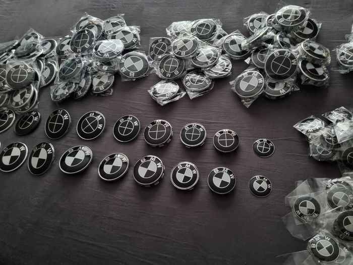BMW Badges Front/Rear/Wheel Caps/Steering Wheel Badges Brand New