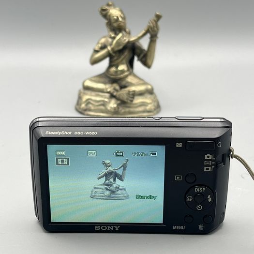 Sony Cyber-shot DSC-W520 14.1 MP Digital Camera - Black - Full Kit