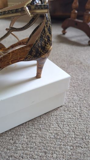 Chloe Tan & Gold Sandals - Size 40