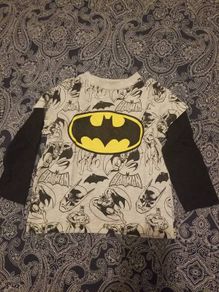 Superhero/Sponge Bob/Super Mario Tshirts/jumper 3-4 years