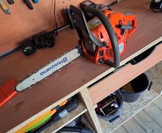 Husqvarna Chainsaw