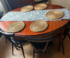 Extendable Victorian Mahogany Dining Table