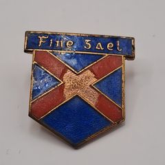 1930s Vintage Fine Gael Blue Shirt enamel badge
