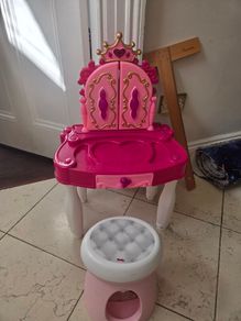 Toy Pink Dressing Table