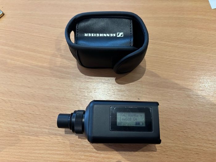 Sennheiser SKP 500 Ew G4 plug on transmitter