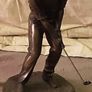 male golfing figure Image 2