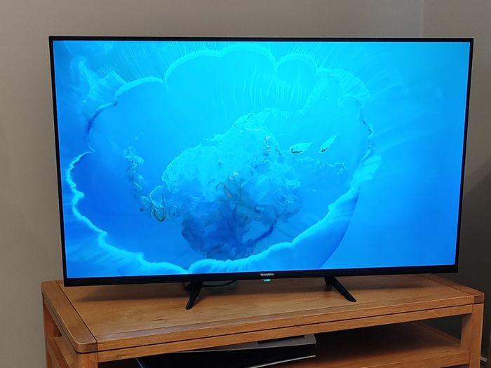 TV screen 43"