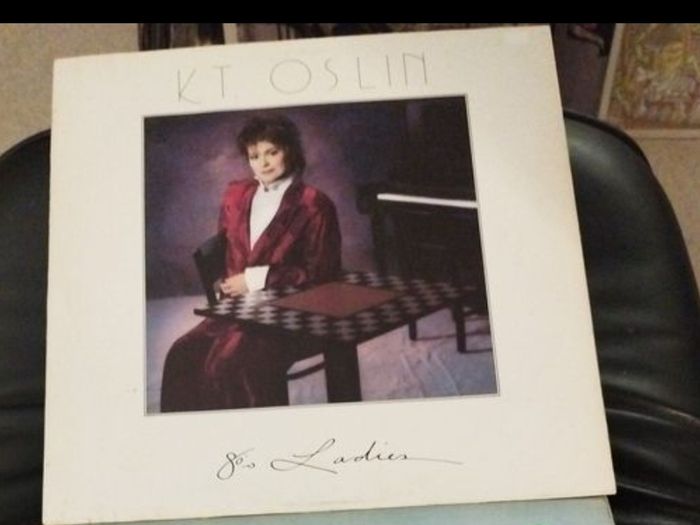 Country vinyl clearance @ 5e