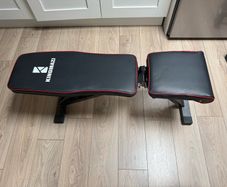 Adjustable Weight Bench