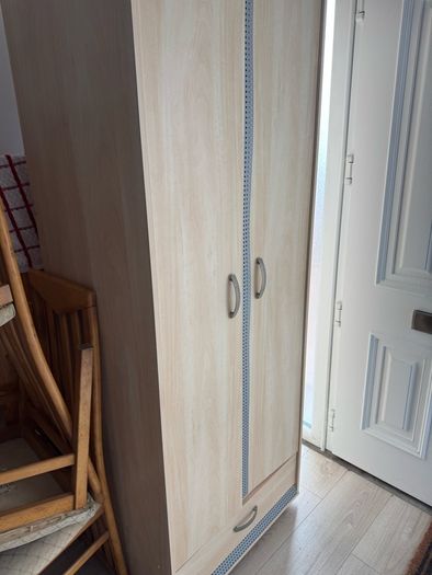 wardrobe