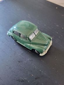 die cast corgi morris minor