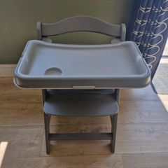 Hauck Alpha  Highchair