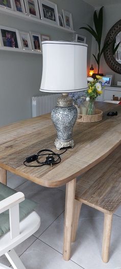Table lamp