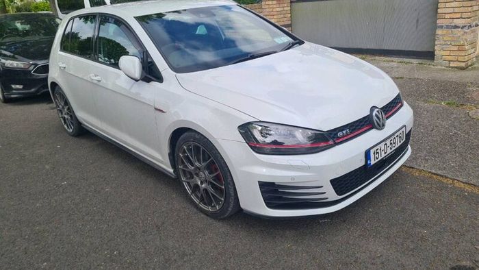 Volkswagen  golf GTI