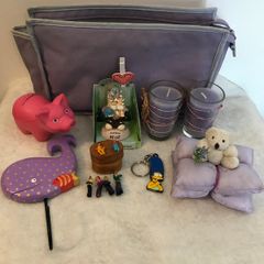 Lilac Wash Bag and trinkets