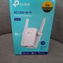 TP-Link AC1200 wifi range extender Image 5