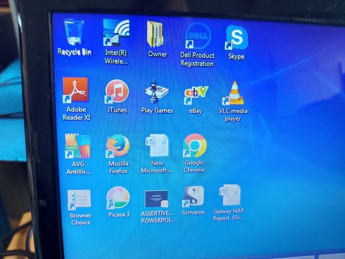 Dell Inspiron N5110, Intel Core i5-2310M CPU, 2.3GHz, 4GB Ram, 500GB HDD, Windows 7 Home, Chrome, Mozilla Firefox, and VLC
