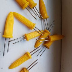 11 Vintage Corn Cops Holders