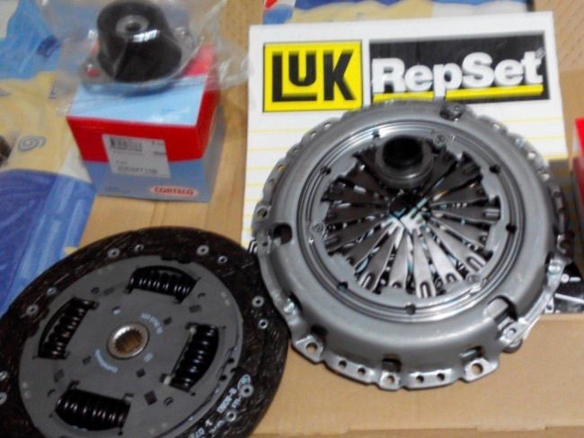 LUK Clutch Kit 3pc for Citroen Berlingo C3 C4 Peugeot 207 208