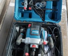 Plunge Router