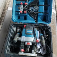 Plunge Router