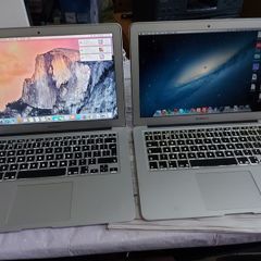 2 Apple MacBook Air, 1 has OS X Yosemite and the other OS X 10.8.3, No Chargers