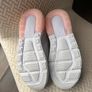 Nike 270s white and pink Image 2