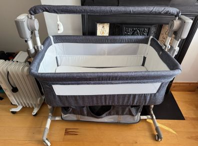 Baby cot baby walker