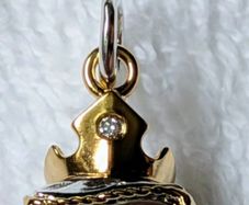 Pandora Disney Princess Auroras Crown on  golden Pillow with Lab grown Diamond  New