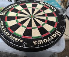 dart board