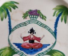 Vintage Pagodine Wedgwood Small Hanging Plat.