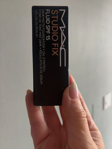 MAC studio fix NC37