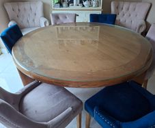Dining table chairs