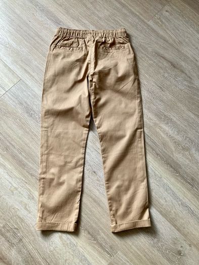 Girls chinos BNWT 9-10y
