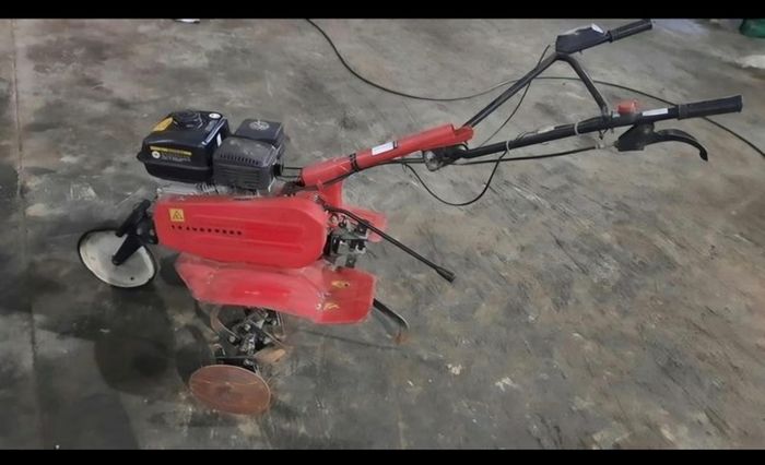Petrol rotavator- like new- forward& reverse gears