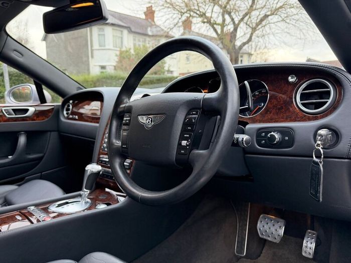 Bentley Flying Spur
