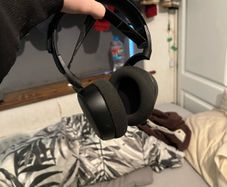 Steelseries arctics 9 headset