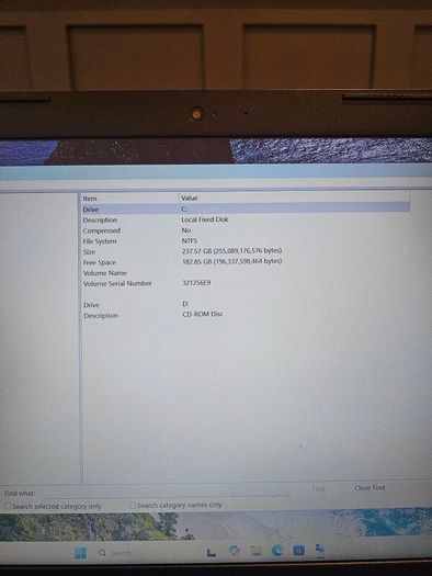 Dell Vostro 3580 Core i5-8265U 16GB 256GB SSD 15.6 Inch FHD DVD- RW Windows 11 Pro Laptop
