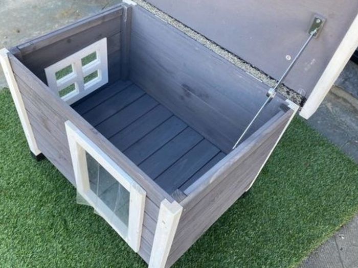 Cat house