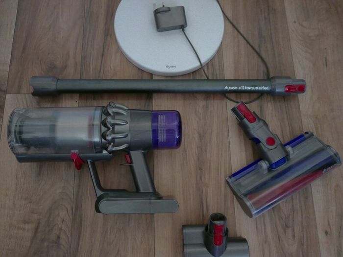 Dyson V11 Absolute and Freestanding Vacuum Stand , Docking Station