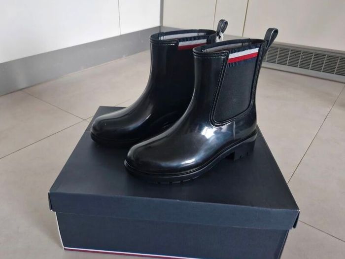 Tommy Hilfiger Signature Elastic Cleat Rain Boots Black s. 4/37