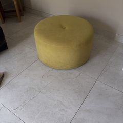 Mustard large pouffe  great condition