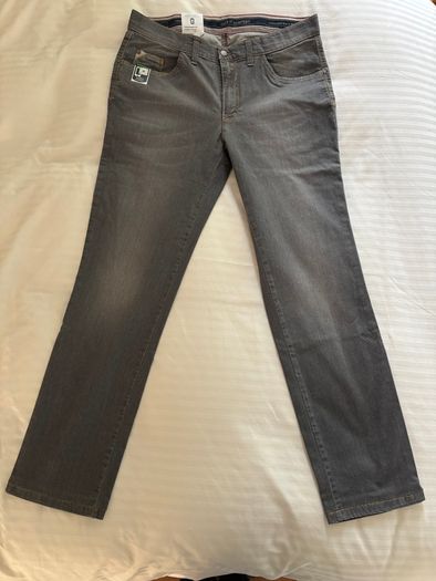 Grey stretch jeans men