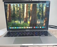 MacBook pro 16,3 model 13.3 2020 16gb